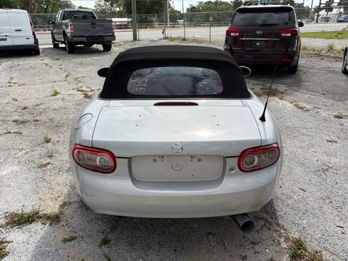 Used 2014 MAZDA MX-5 Miata Sport image 15