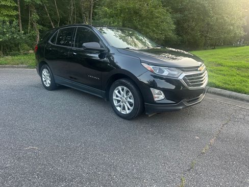Used 2019 Chevrolet Equinox LS image 52