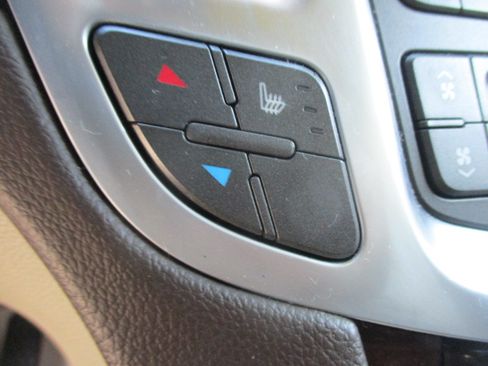 Used 2012 Cadillac SRX Luxury image 18