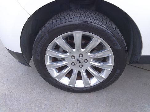 Used 2015 Lincoln MKX image 39