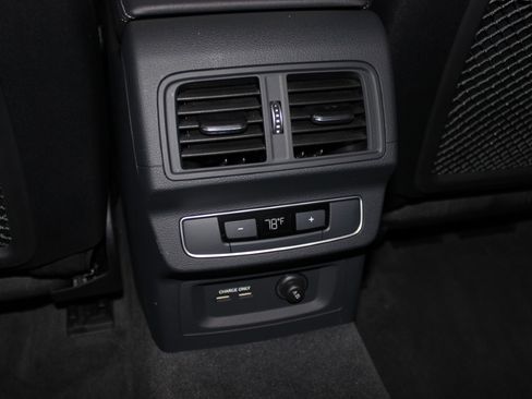 Used 2023 Audi Q5 2.0T Premium image 36
