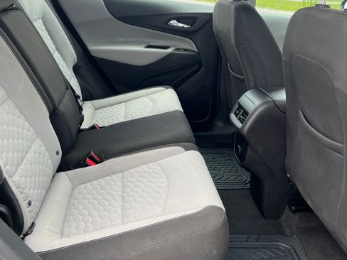 Used 2018 Chevrolet Equinox LS Sport Utility 4D FWD image 13