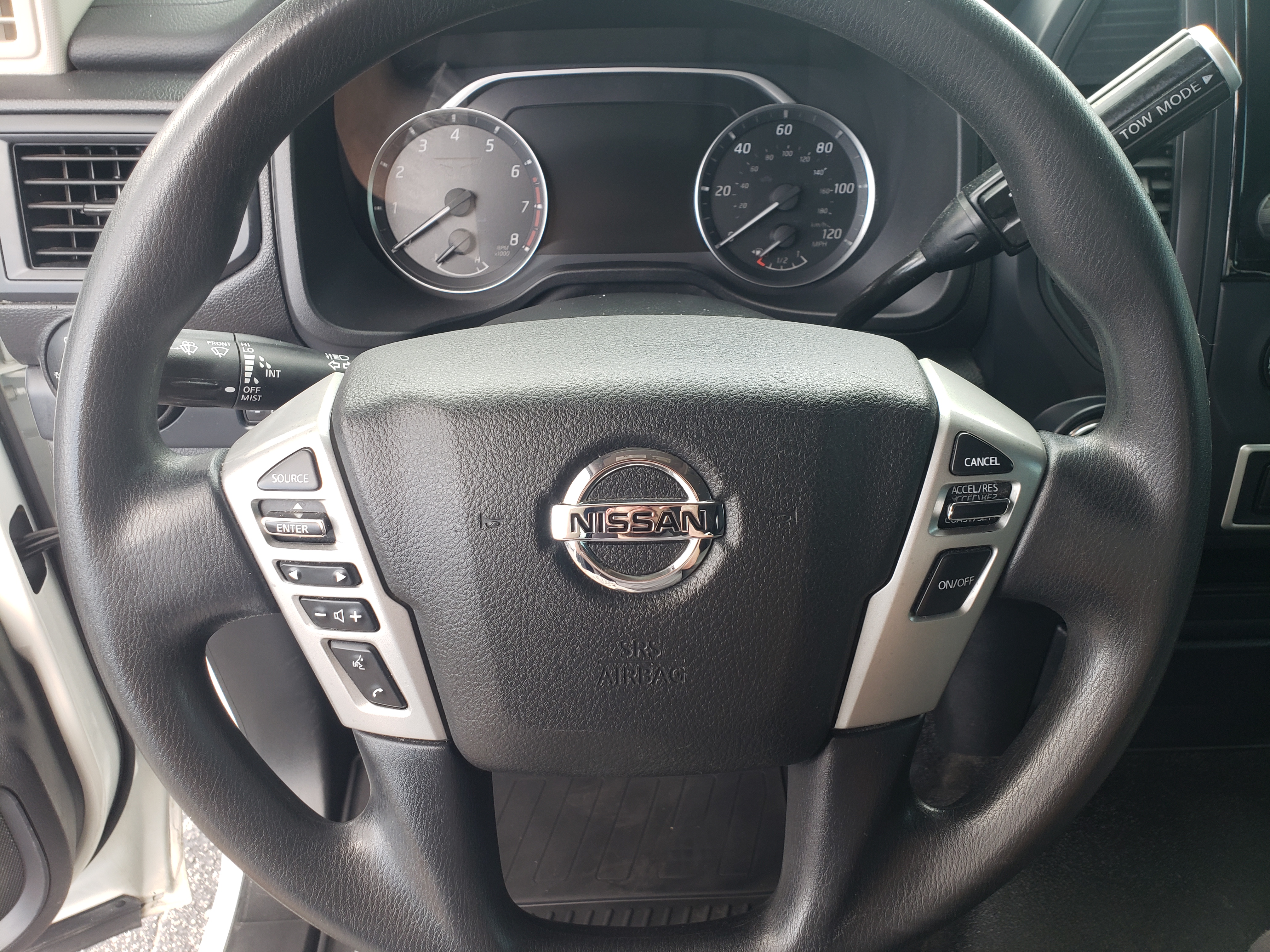 Used 2022 Nissan Titan 2WD King Cab S image 13