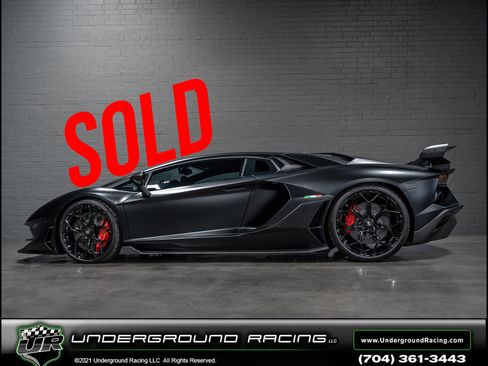 Used 2020 Lamborghini Aventador SVJ Coupe AWD/4WD image 1