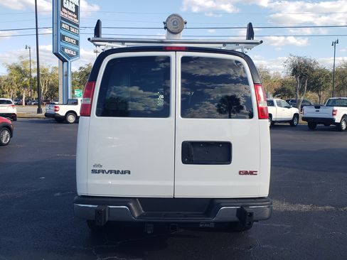 Used 2020 GMC Savana 2500 image 4