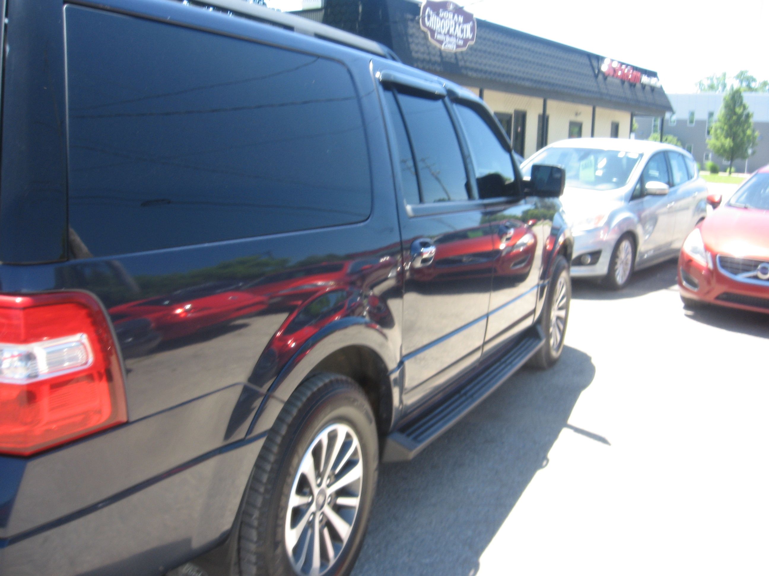 Used 2016 Ford Expedition EL 4WD image 4