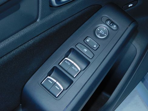 Used 2025 Honda Civic Sport image 16