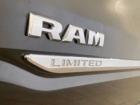 Used 2022 RAM 1500 Limited AWD/4WD image 14