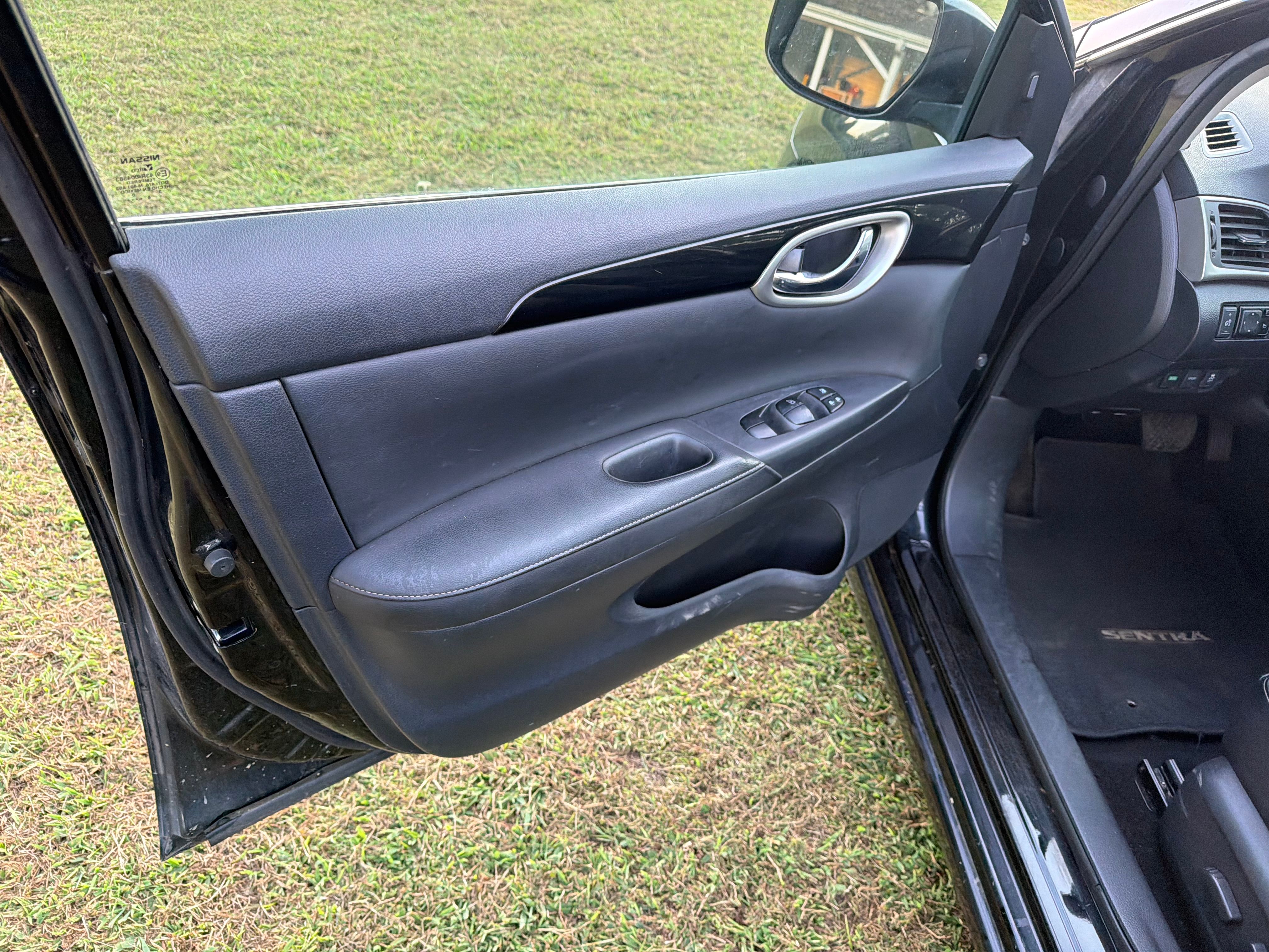 Used 2017 Nissan Sentra UNAVAIL FWD image 32