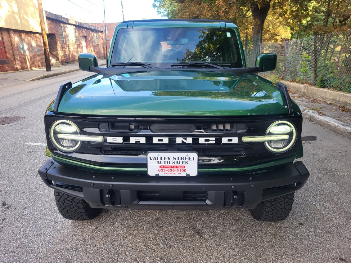 Used 2022 Ford Bronco Outer Banks AWD/4WD image 1