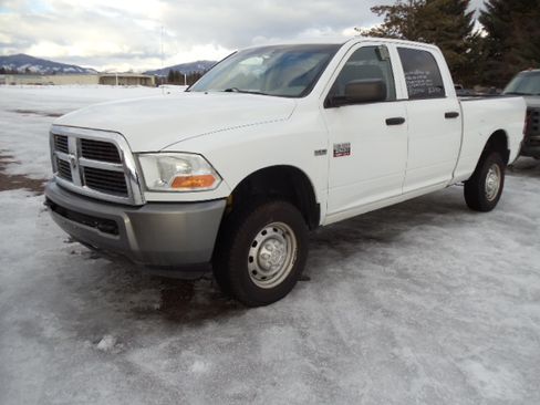Used 2011 RAM 2500 Tradesman image 3