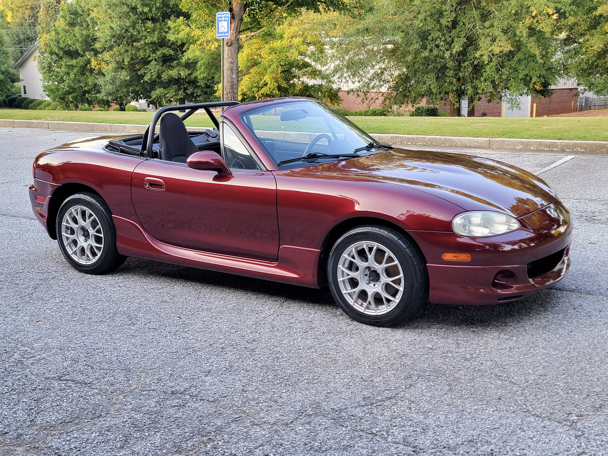 Used 2003 MAZDA MX-5 Miata UNAVAIL RWD image 6