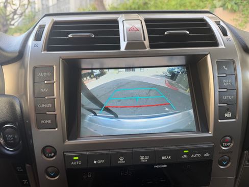 Used 2020 Lexus GX 460 Premium image 38