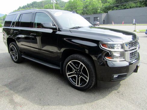 Used 2016 Chevrolet Tahoe 4WD LT image 6