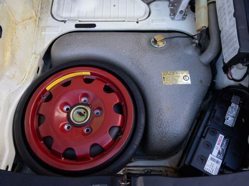 Used 1988 Porsche 911 Carrera image 29