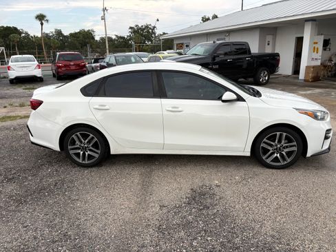 Used 2019 Kia Forte S FWD image 4