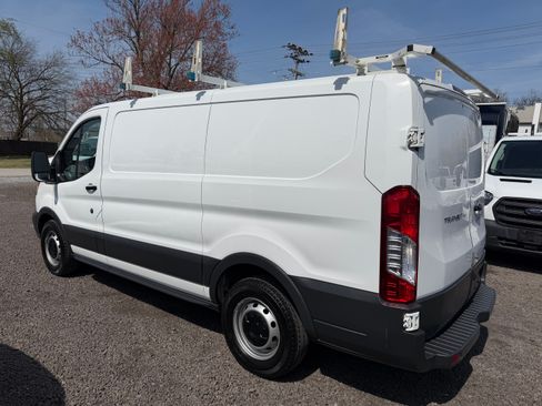 Used 2018 Ford Transit 150 image 4