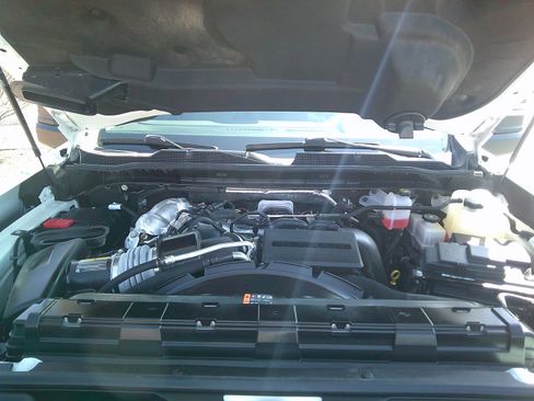 Used 2024 Chevrolet Silverado 2500 LTZ image 37