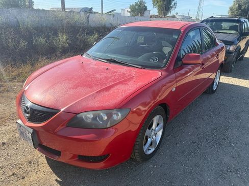 Used 2005 MAZDA MAZDA3 i Sedan FWD image 3