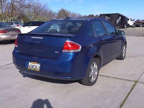 Used 2009 Ford Focus SES image 4