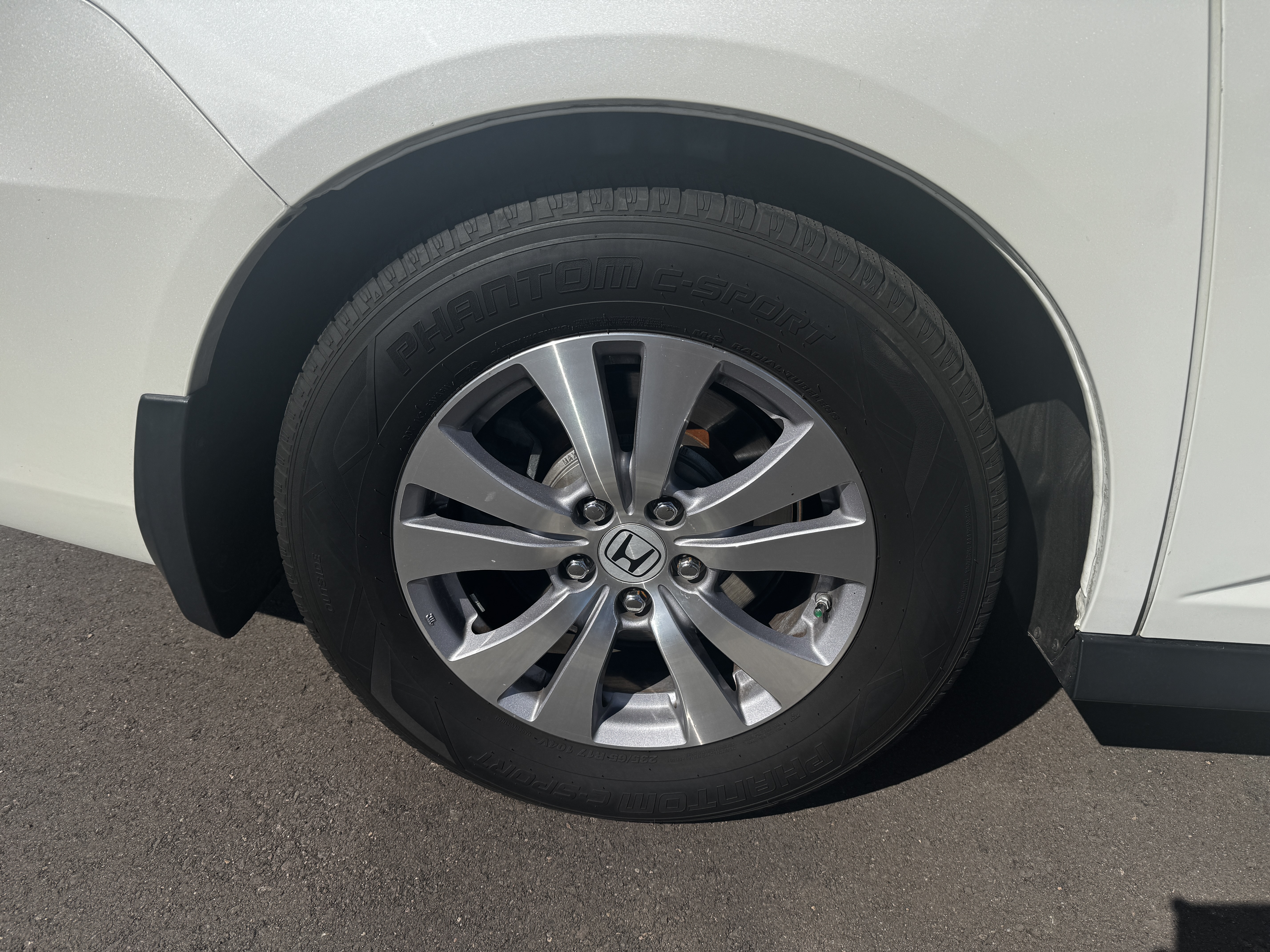Used 2017 Honda Odyssey SE image 10
