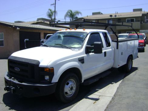 Used 2008 Ford F350 2WD SuperCab DRW Super Duty image 4