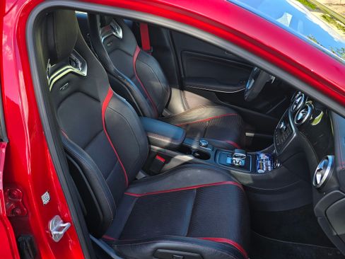 Used 2015 Mercedes-Benz GLA 45 AMG image 24