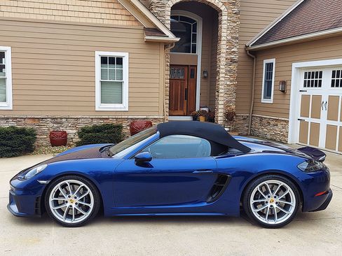 Used 2020 Porsche 718 Boxster Spyder image 14