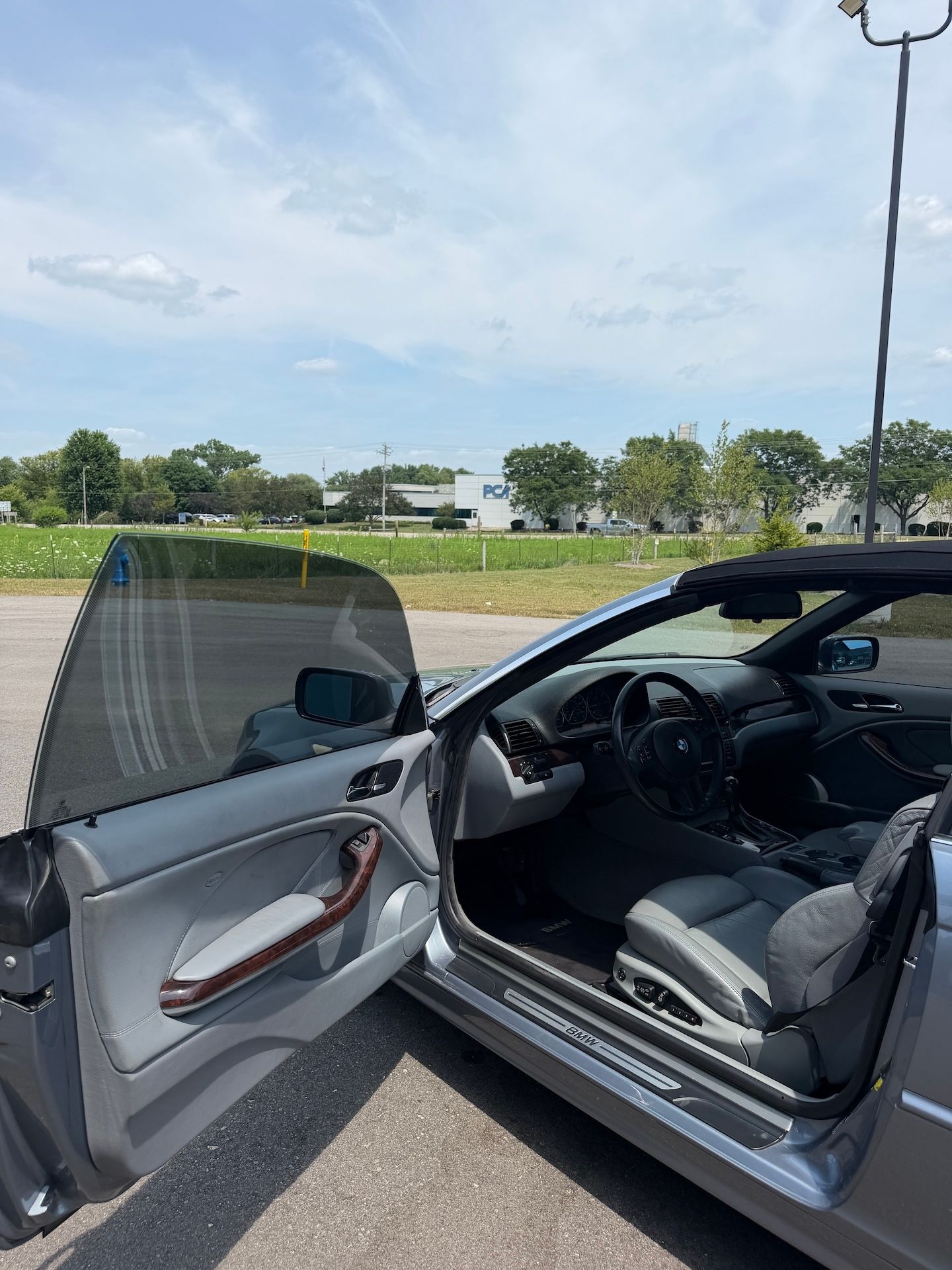 Used 2006 BMW 330Ci Convertible RWD image 8