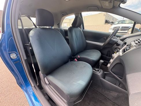 Used 2008 Toyota Yaris 2-Door Hatchback FWD image 17