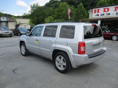 Used 2010 Jeep Patriot 4WD Sport image 8