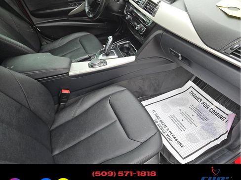 Used 2017 BMW 320i xDrive image 21