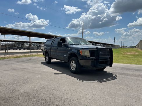 Used 2014 Ford F150 4x4 SuperCrew image 7