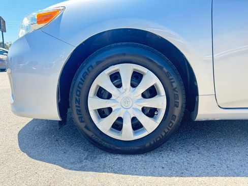 Used 2011 Toyota Corolla LE FWD image 14