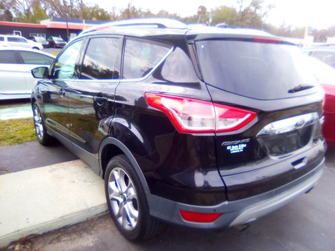 Used 2014 Ford Escape Titanium image 3