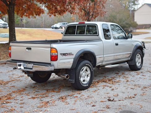 Used 2003 Toyota Tacoma SR5 image 6