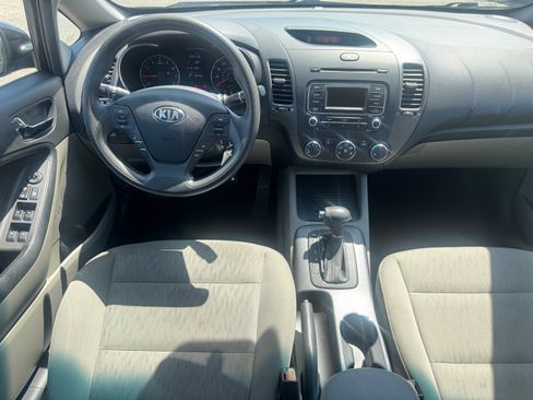 Used 2015 Kia Forte LX Sedan FWD image 21