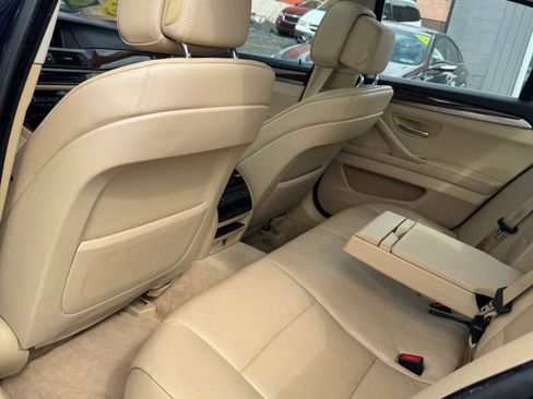 Used 2013 BMW 528i xDrive AWD/4WD image 8