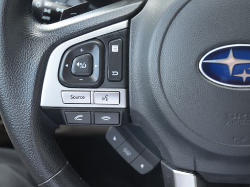 Used 2017 Subaru Legacy 2.5i AWD/4WD image 13