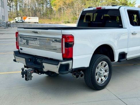 Used 2023 Ford F350 King Ranch AWD/4WD image 4