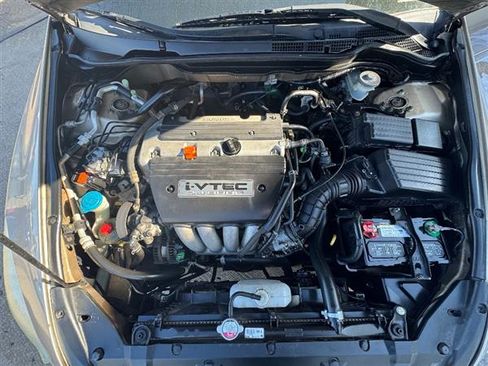 Used 2005 Honda Accord DX image 16