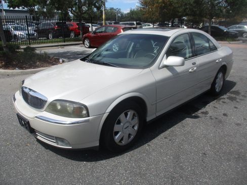 Used 2004 Lincoln LS image 2