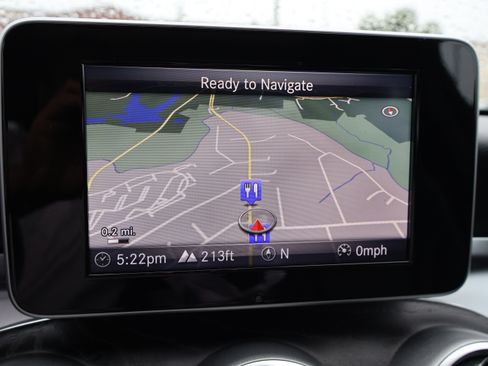 Used 2017 Mercedes-Benz C 300 Luxury image 28