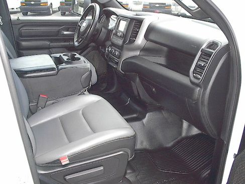 Used 2021 RAM 1500 Tradesman AWD/4WD image 12