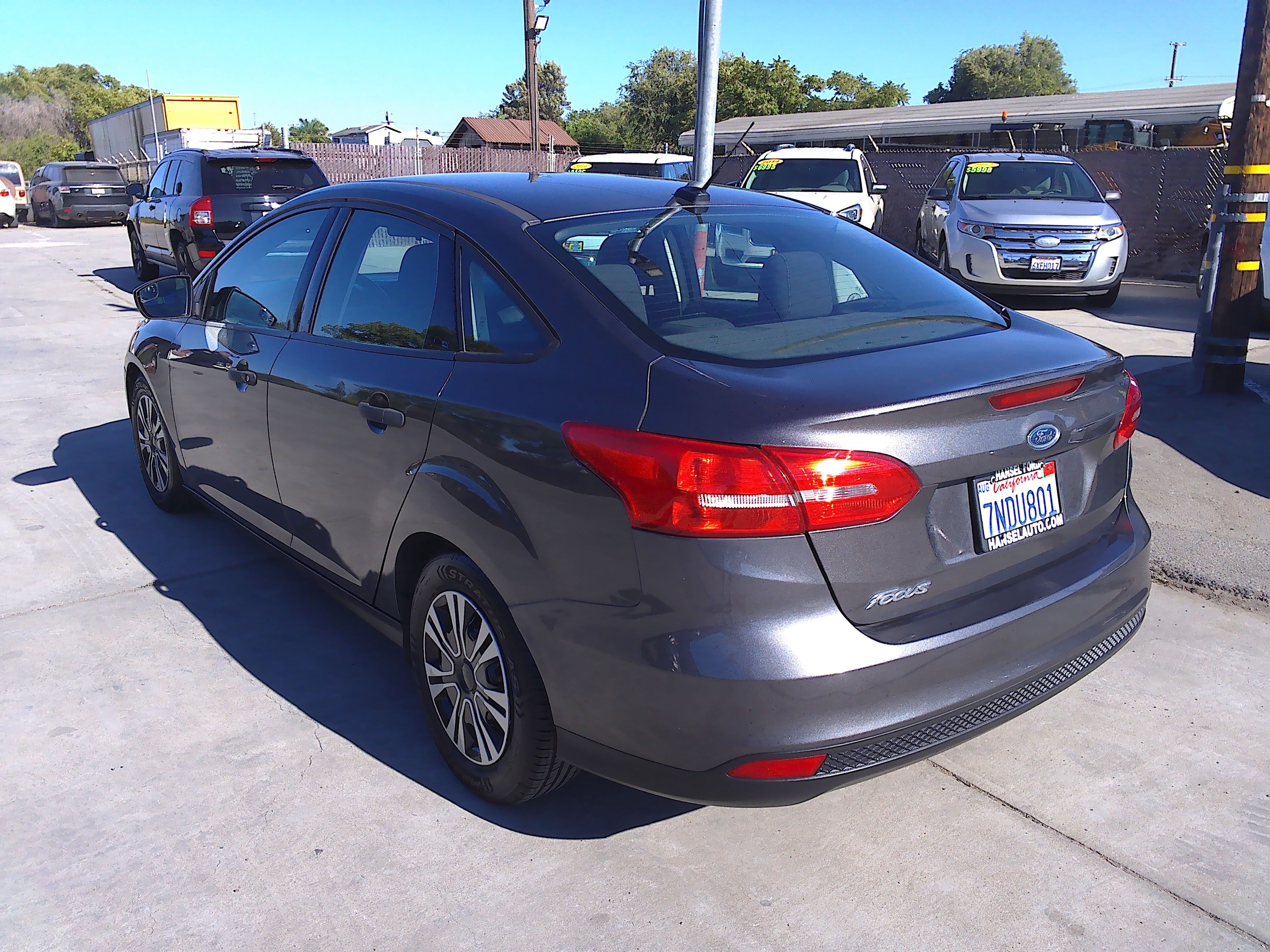 Used 2015 Ford Focus S FWD image 3
