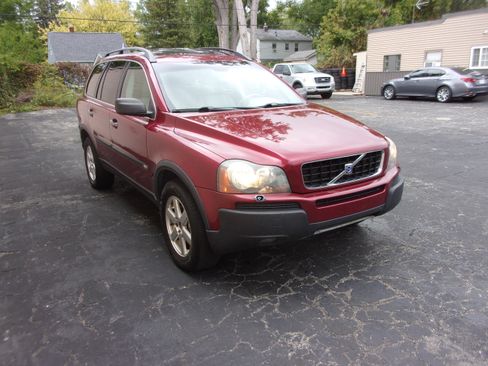 Used 2004 Volvo XC90 2.5T image 3