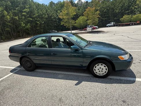 Used 1997 Toyota Camry image 3