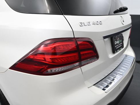 Used 2016 Mercedes-Benz GLE 400 image 14