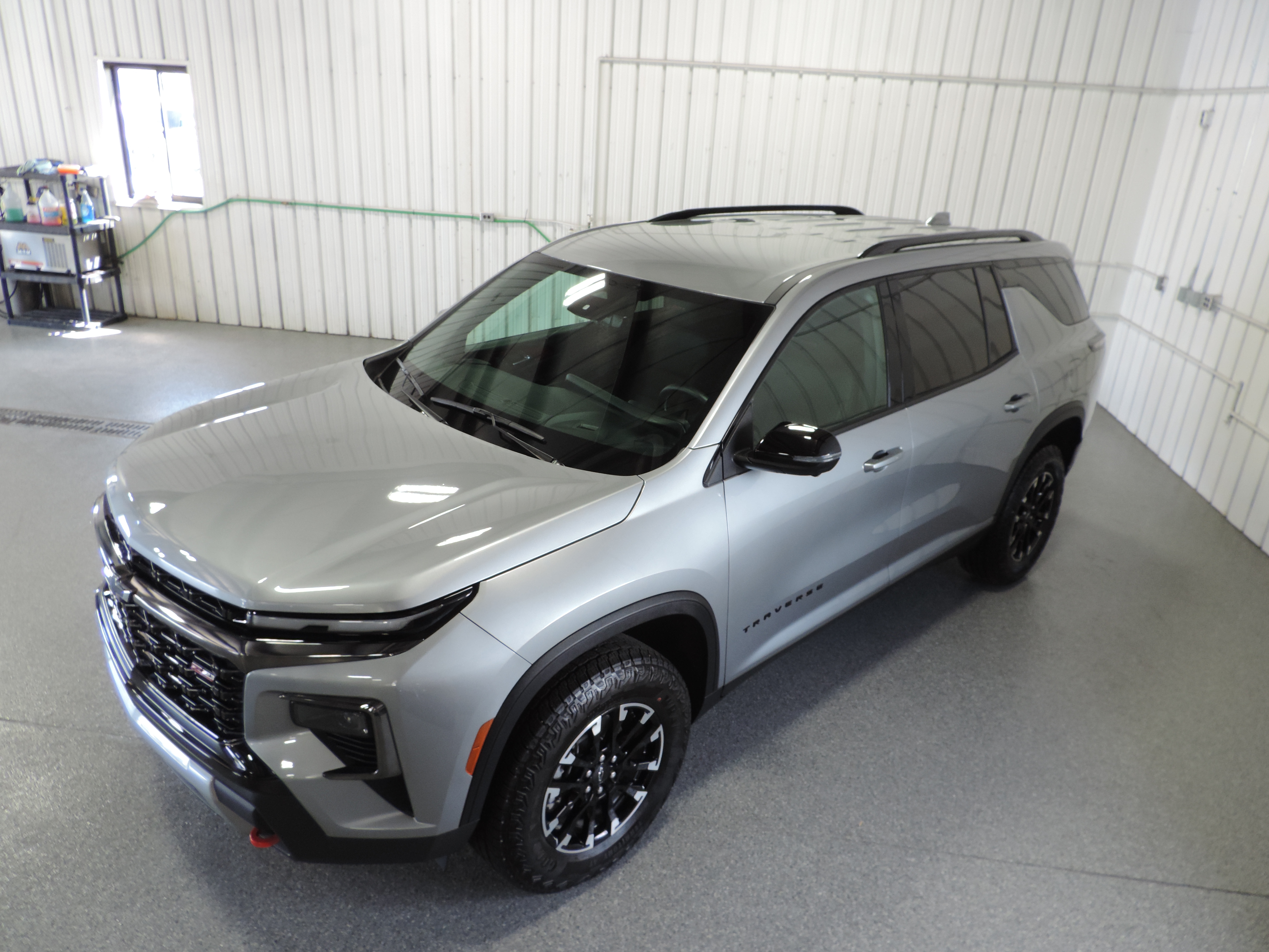 Used 2026 Chevrolet Traverse AWD Z71 image 17
