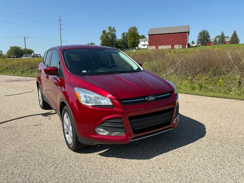 Used 2013 Ford Escape SE image 9